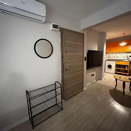 Apartment I1 House *