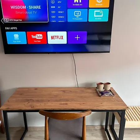 Apartment I1 House