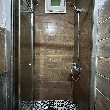 I1 House Apartment